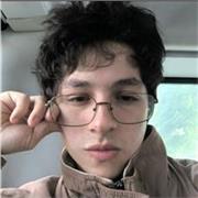 Hola! Enseño alemán hasta el nivel B2, Viví 3 años en Alemania y acabo de llegar a España, estaré una temporada por Madrid !